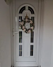 Ulazna vrata objekta Apartmani Matić